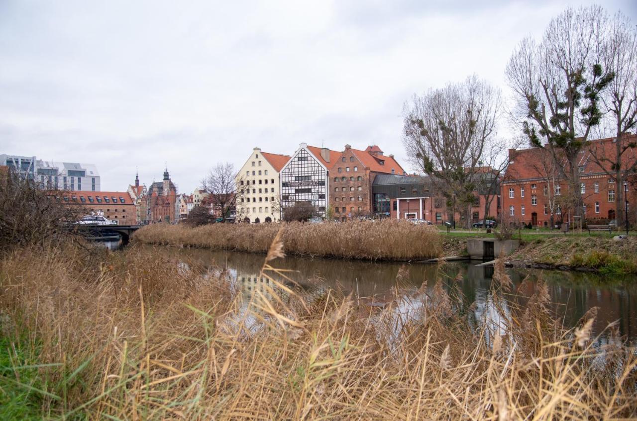 Maya'S Flats & Resorts - River View Gdansk Ngoại thất bức ảnh