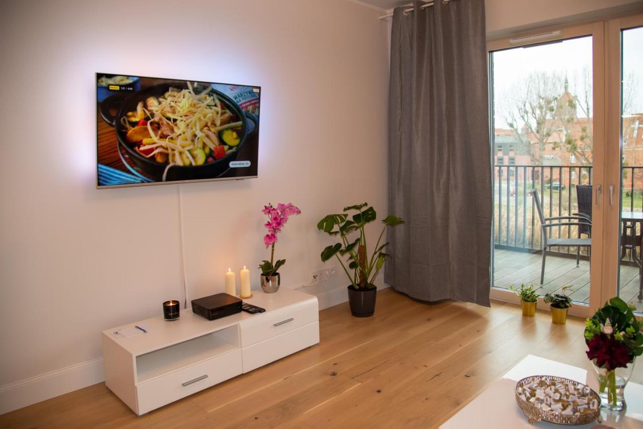 Maya'S Flats & Resorts - River View Gdansk Ngoại thất bức ảnh