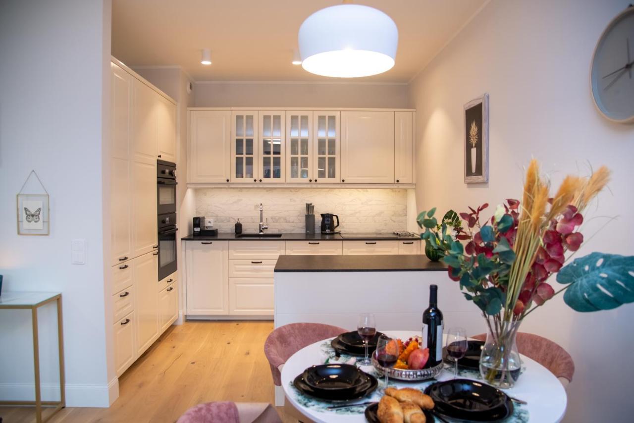 Maya'S Flats & Resorts - River View Gdansk Ngoại thất bức ảnh